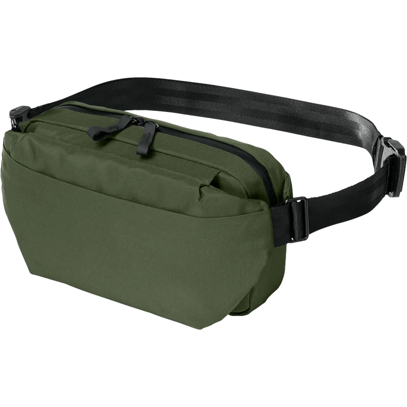 MiiR® Vessel Crossbody