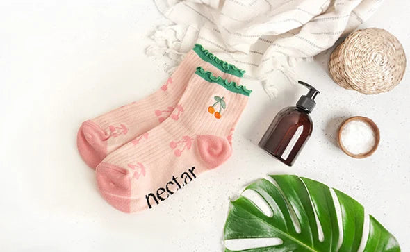 5-Everwell-Ruffle-Socks-Flatlay-Scene-2-copy-600x369_copy.webp