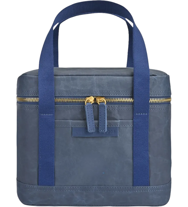 Out-of-The-Woods_-Walrus-Mini-Lunch-Navy-Front_4050e2e2-fffe-4172-97f9-57df169ce6d0.webp