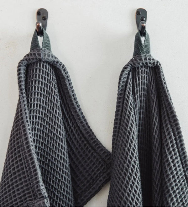 bamboo-waffle-towels-slate.webp