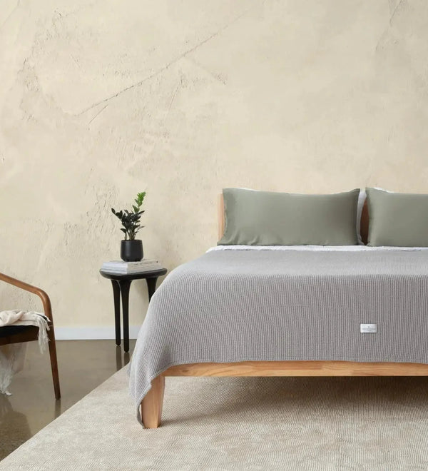 blissful-bamboo-waffle-throw-blanket-sage.webp