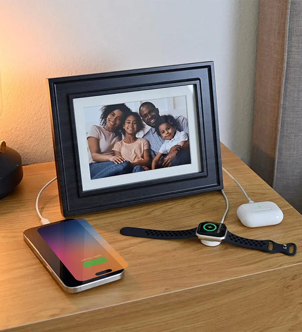 ihome-picture-frame-with-3-usb-chargers-black-lifestyle.webp