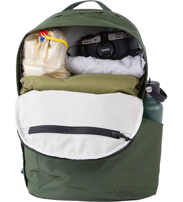 moment-everything-backpack-olive-open.webp