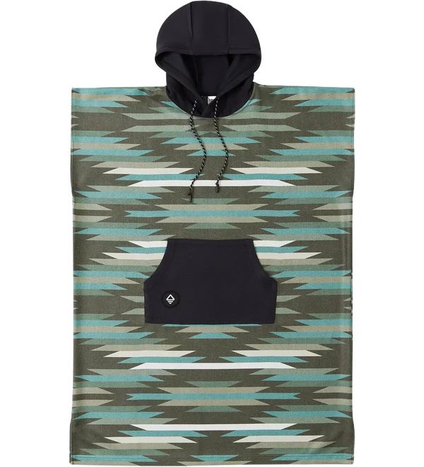 nomadix-changing-ponchos-jackson-green.webp