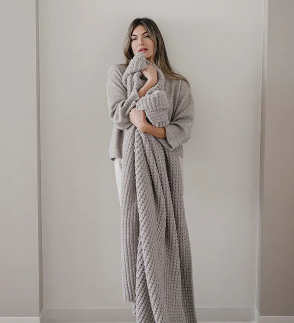 saranoni-waffle-knit-xl-throw-blankets-oatmeal.webp