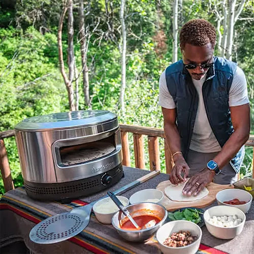 solo-stove-pi-prime-pizza-oven-stainless-steel-lifestyle.webp