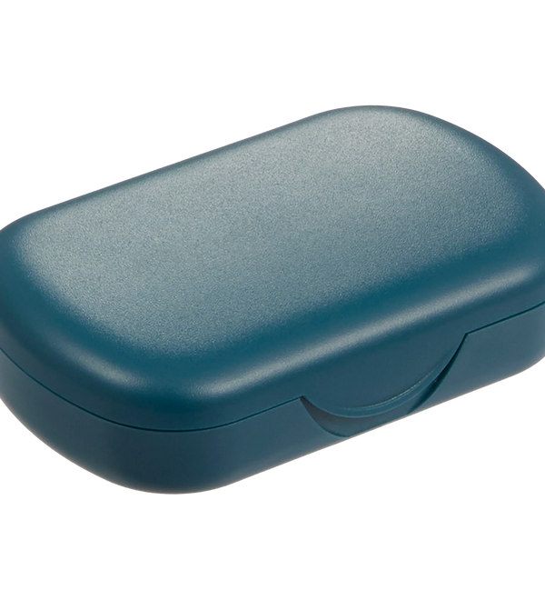 wellable-noise-reducing-ear-plugs-navy-back.webp